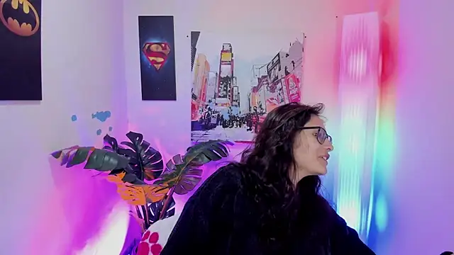 Kyomi chang online show from 11/24/25, 01:22