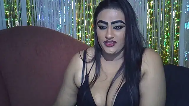 Snapshot of EROTICNAWTY2 chatting on 06/19/26, 02:38 EROTICNAWTY2 online show from 06/19/26, 02:38