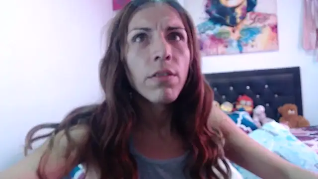 Snapshot of aleera_starxx982 chatting on 03/21/25, 08:40 aleera starxx982 online show from 03/21/25, 08:40