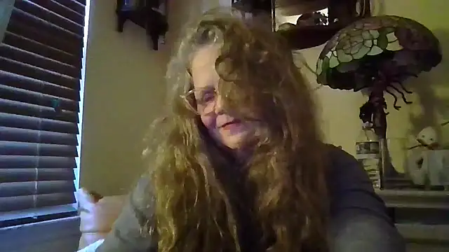 DestineeLoverGirl online show from 11/02/25, 12:40