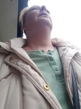 saharaheiss online show from 01/12/25, 01:27