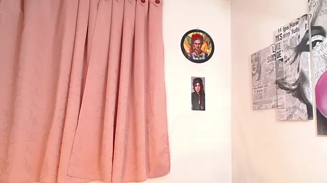 melisa es online show from 02/20/25, 12:52