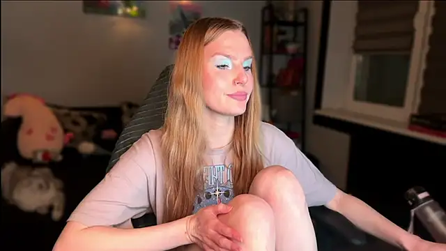 Chanel Gill online show from 12/22/25, 05:32