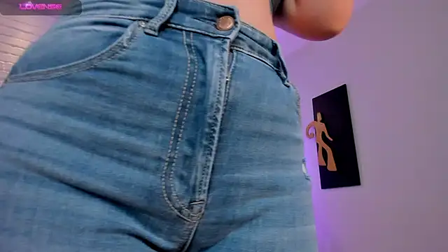 JennaOlsonX online show from 01/26/25, 04:51