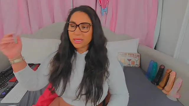 MeghanXO online show from 02/01/25, 02:02