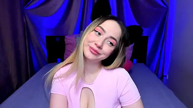 Snapshot of AriaSugar chatting on 01/21/25, 03:59 AriaSugar online show from 01/21/25, 03:59