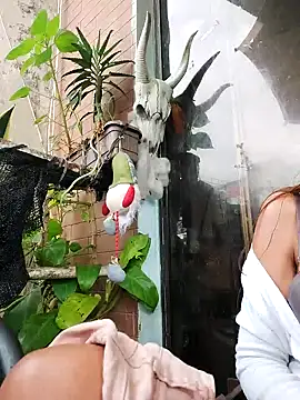 k lebannon online show from 01/04/25, 08:37