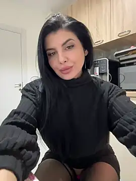 Snapshot of Scarlett-Dream chatting on 02/03/25, 09:52 Scarlett-Dream online show from 02/03/25, 09:52