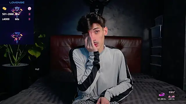 DanielCrush1 online show from 11/09/25, 10:13