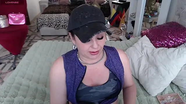 Myrnasexxx online show from 04/22/26, 09:05