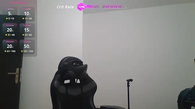 Snapshot of antoinepassion chatting on 12/15/25, 05:39 antoinepassion online show from 12/15/25, 05:39