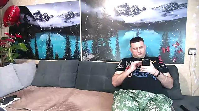 Snapshot of Big_Boss55 chatting on 02/27/25, 11:41 Big Boss55 online show from 02/27/25, 11:41