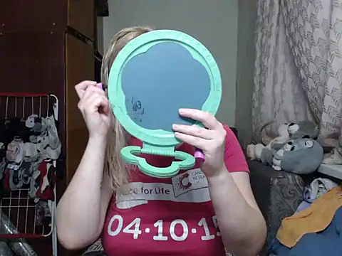 Snapshot of BustyBlond chatting on 01/23/25, 05:24 BustyBlond online show from 01/23/25, 05:24