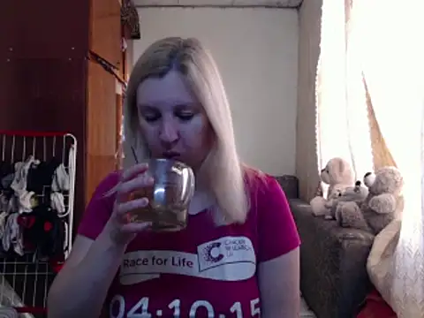 Snapshot of BustyBlond chatting on 02/13/25, 05:48 BustyBlond online show from 02/13/25, 05:48