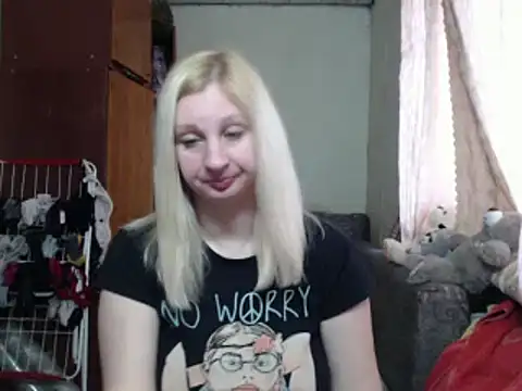 Snapshot of BustyBlond chatting on 03/18/25, 03:31 BustyBlond online show from 03/18/25, 03:31