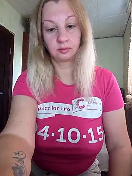 BustyBlond online show from 11/14/25, 05:06