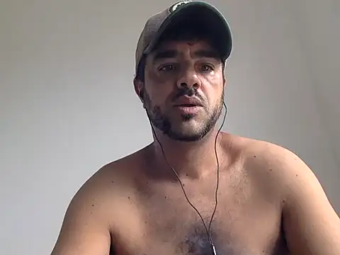 Snapshot of SMOKERBEASTBR chatting on 02/20/26, 04:07 SMOKERBEASTBR online show from 02/20/26, 04:07