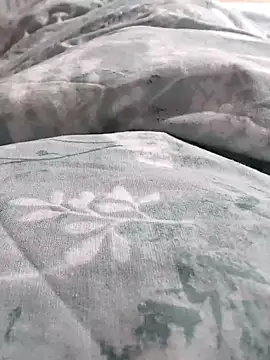 Elixire1 online show from 02/16/25, 06:21