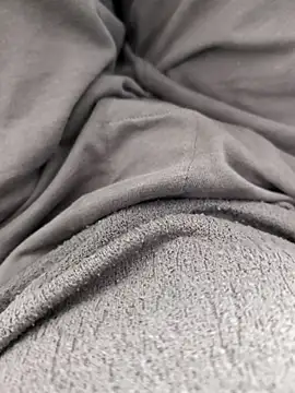 Elixire1 online show from 09/18/25, 05:15