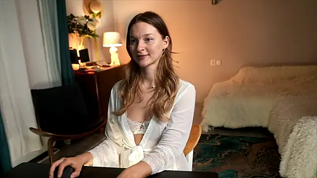 Snapshot of Special___ chatting on 03/14/25, 07:23 Special    online show from 03/14/25, 07:23