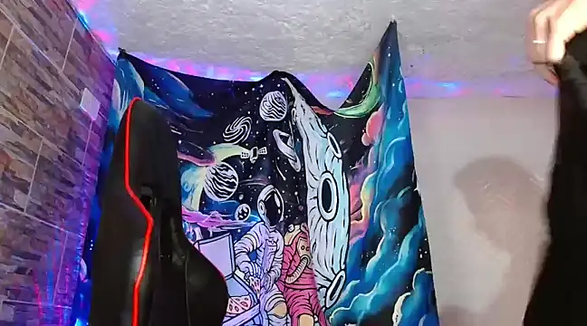 Snapshot of omar_alurba chatting on 01/24/25, 05:53 omar alurba online show from 01/24/25, 05:53