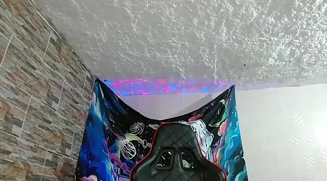 Snapshot of omar_alurba chatting on 02/01/25, 02:34 omar alurba online show from 02/01/25, 02:34