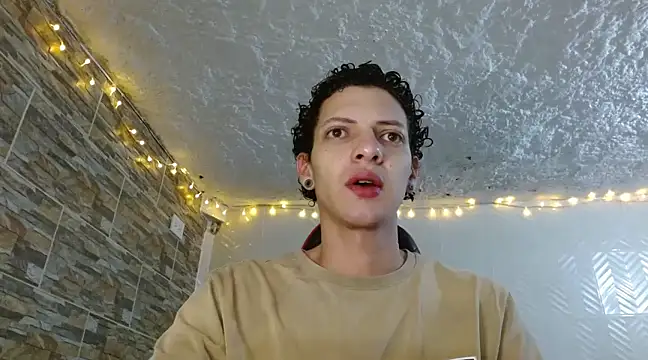 Snapshot of omar_alurba chatting on 03/09/25, 12:31 omar alurba online show from 03/09/25, 12:31