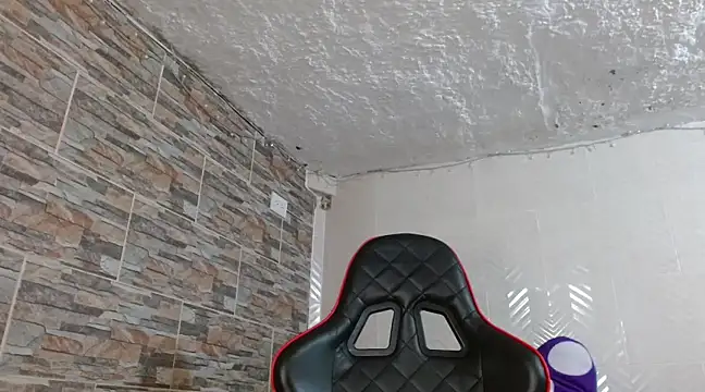 Snapshot of omar_alurba chatting on 03/10/25, 06:23 omar alurba online show from 03/10/25, 06:23