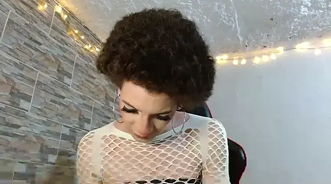 Snapshot of omar_alurba chatting on 03/20/25, 09:04 omar alurba online show from 03/20/25, 09:04