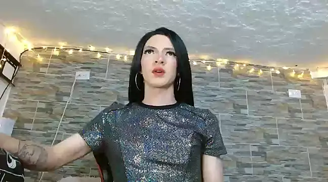 Snapshot of omar_alurba chatting on 03/22/25, 10:37 omar alurba online show from 03/22/25, 10:37