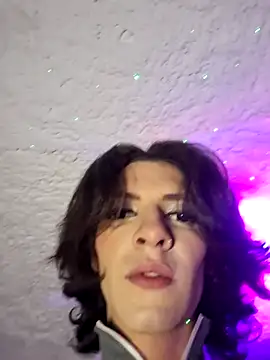 Snapshot of omar_alurba chatting on 11/05/25, 06:57 omar alurba online show from 11/05/25, 06:57