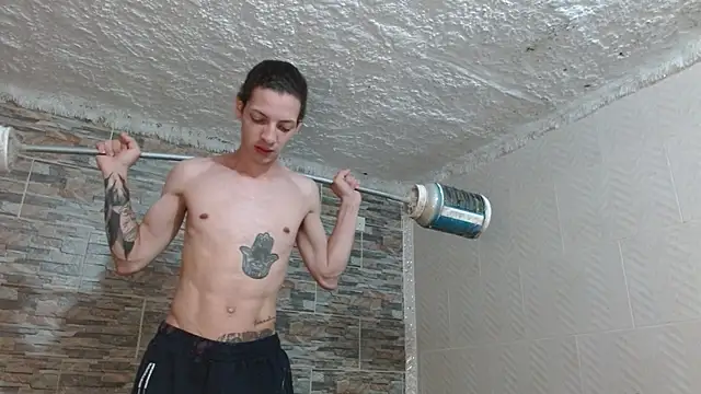 Snapshot of omar_alurba chatting on 12/04/25, 05:10 omar alurba online show from 12/04/25, 05:10