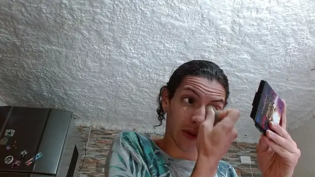 Snapshot of omar_alurba chatting on 12/05/25, 03:30 omar alurba online show from 12/05/25, 03:30