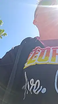 Trucker Hunter online show from 02/18/26, 02:02