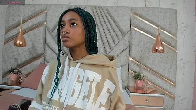 AgataRinaldi online show from 02/11/25, 07:48