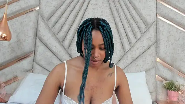 AgataRinaldi online show from 02/11/25, 10:50