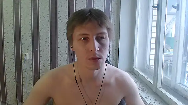 Snapshot of darienlarge chatting on 02/14/25, 07:49 darienlarge online show from 02/14/25, 07:49