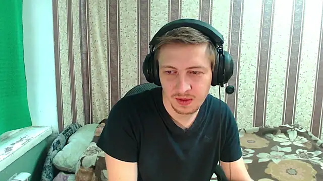 darienlarge online show from 11/06/25, 07:42