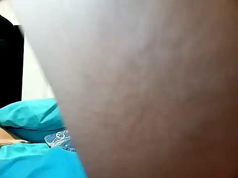 Snapshot of marypaula chatting on 03/01/25, 10:02 marypaula online show from 03/01/25, 10:02