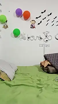 Snapshot of marypaula chatting on 10/30/25, 03:13 marypaula online show from 10/30/25, 03:13