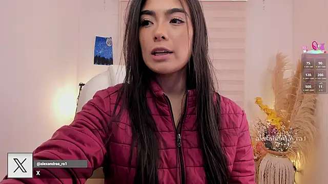 Snapshot of Alexandra_ra chatting on 12/15/25, 11:31 Alexandra ra online show from 12/15/25, 11:31