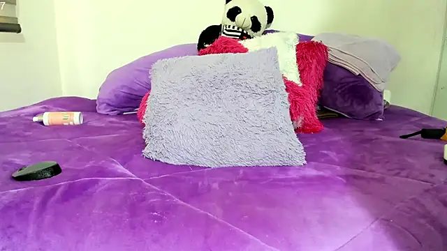 Emiily 88 online show from 02/18/25, 09:42