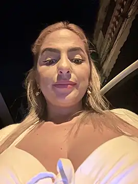 sammyqueenx21 online show from 03/23/25, 02:15