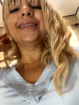 sammyqueenx21 online show from 10/02/25, 02:46