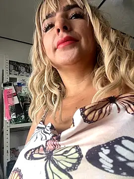 sammyqueenx21 online show from 10/03/25, 03:31