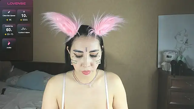 mia choo online show from 12/20/25, 09:27