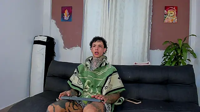 Aron ford online show from 10/05/25, 12:14