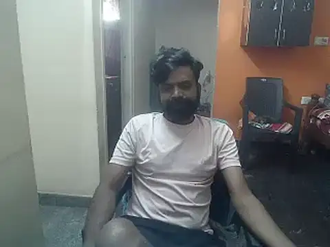 Snapshot of Indiaguy4u chatting on 12/09/24, 06:55 Indiaguy4u online show from 12/09/24, 06:55