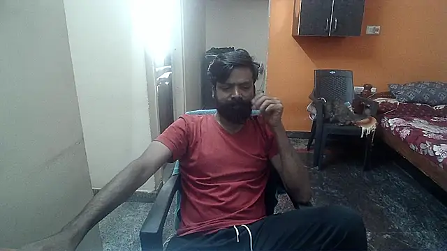 Snapshot of Indiaguy4u chatting on 12/30/24, 07:26 Indiaguy4u online show from 12/30/24, 07:26