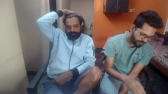Snapshot of Indiaguy4u chatting on 01/03/25, 02:40 Indiaguy4u online show from 01/03/25, 02:40